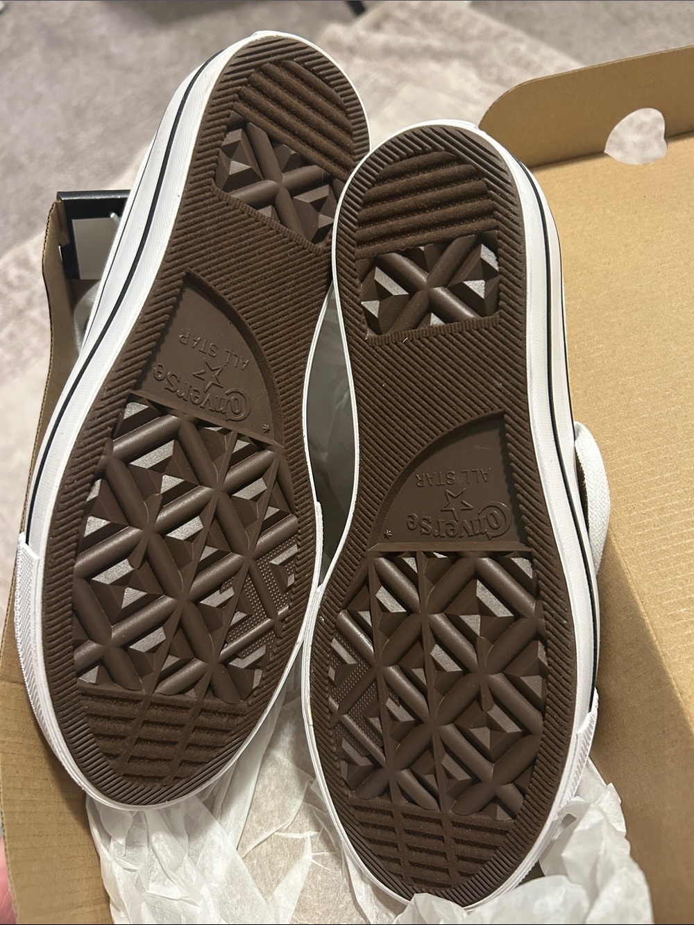 Converse Chuck Taylor All Star Low Top Platform Sneakers - White - Picture 4 of 4